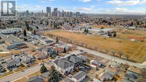 910 15 Avenue NE Calgary