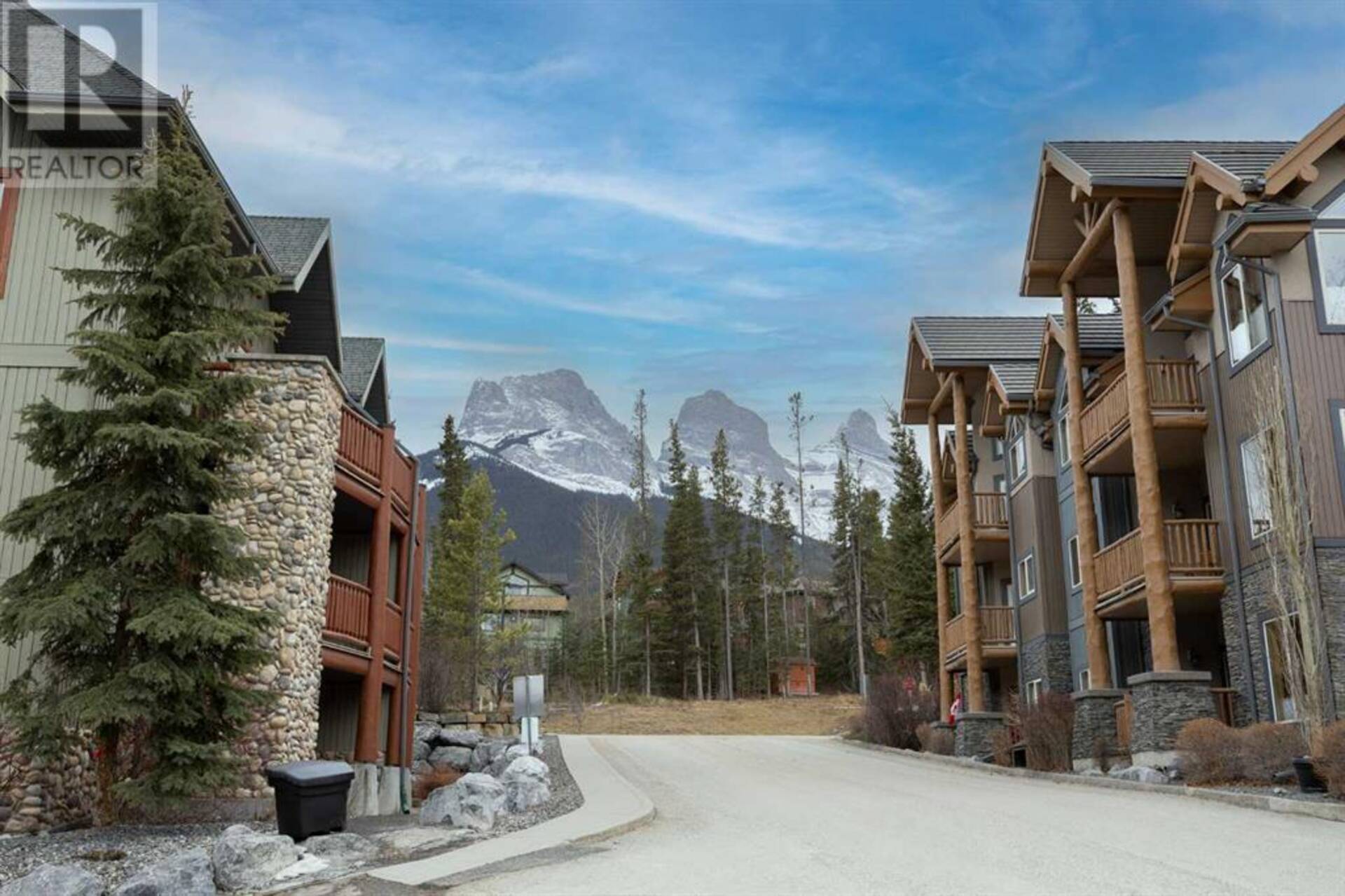 104, 150 Crossbow Place Canmore