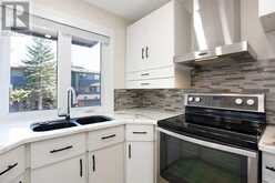 22, 10030 Oakmoor Way SW Calgary