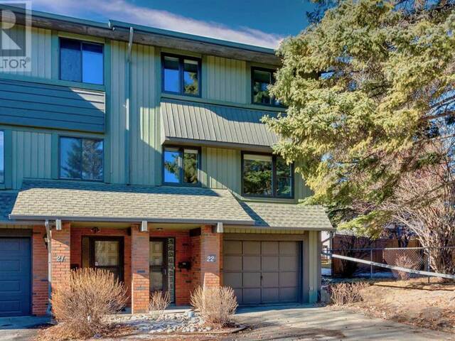 22, 10030 Oakmoor Way SW Calgary