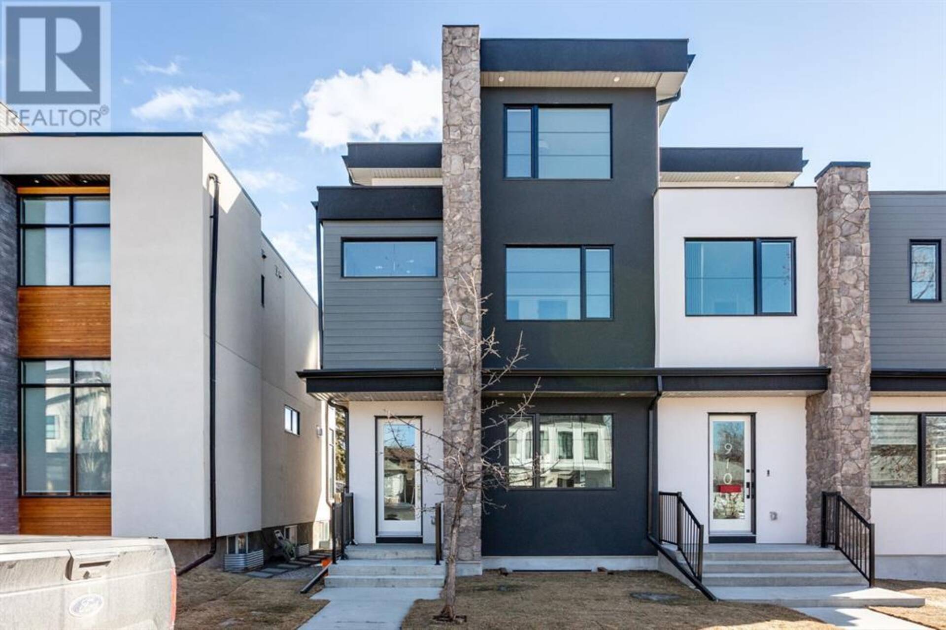 912 32 Street NW Calgary