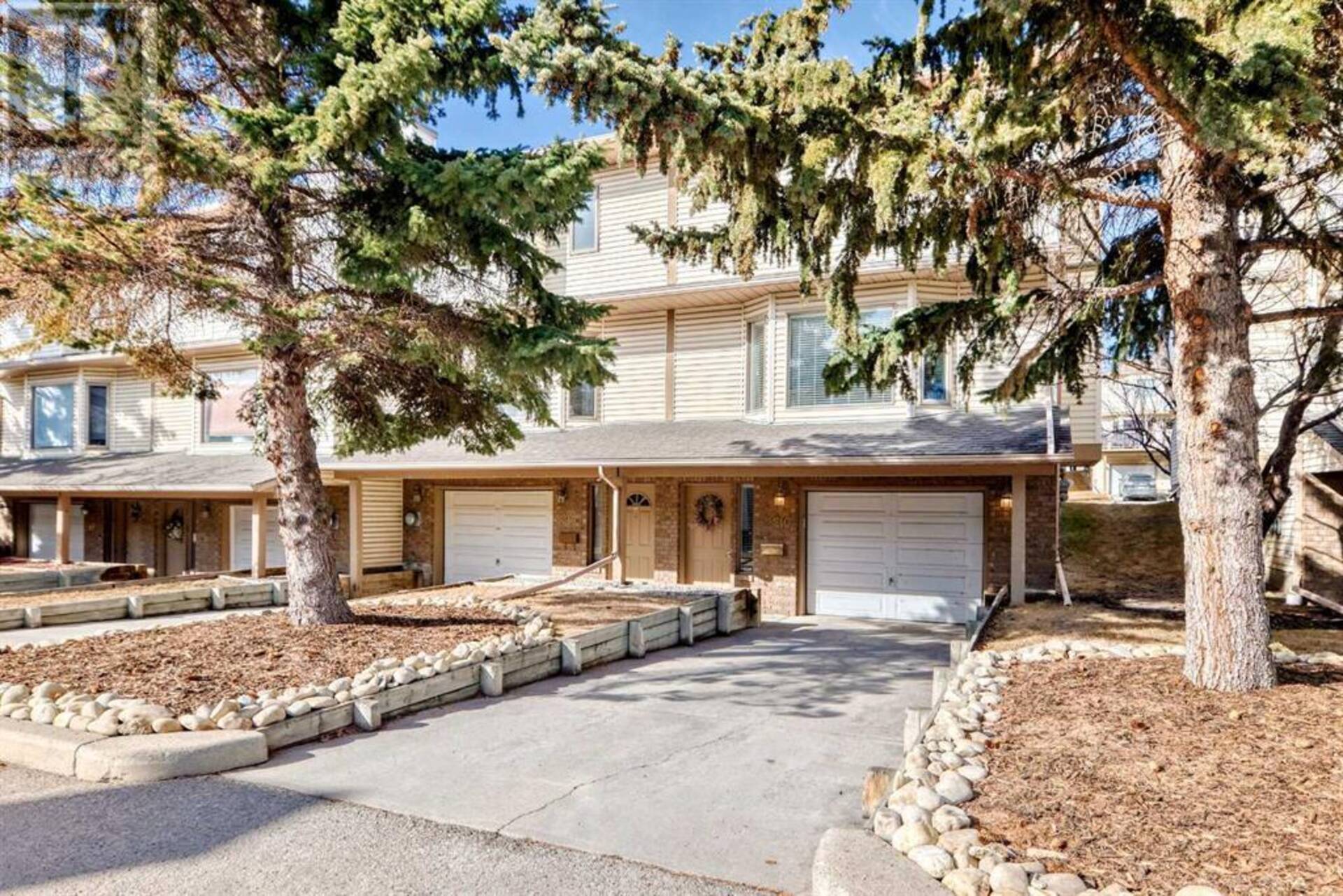 210 Patina Park SW Calgary