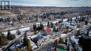 4816 70 Street NW Calgary