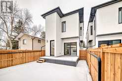 2608 6 Avenue NW Calgary