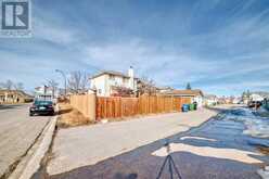 895 Erin Woods Drive SE Calgary