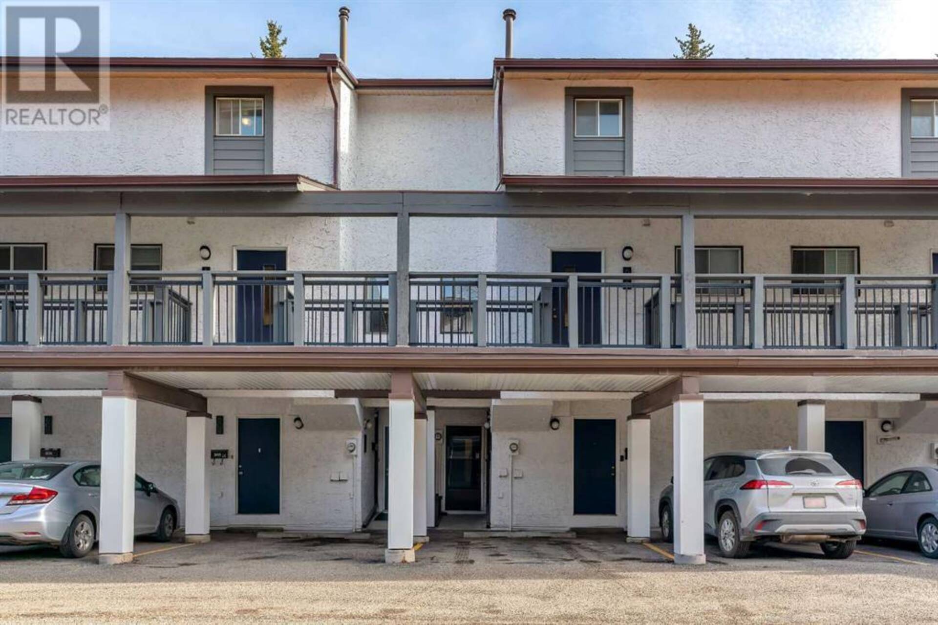 601, 2520 Palliser Drive SW Calgary