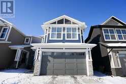 215 Lucas Heights NW Calgary