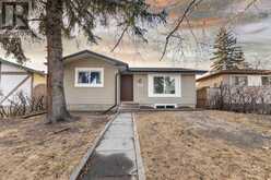 3239 dovercliffe Road SE Calgary