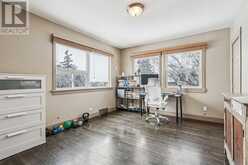 2, 2121 26 Avenue SW Calgary