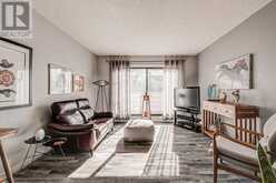 22, 3302 50 Street NW Calgary