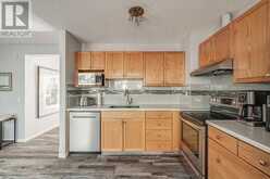 22, 3302 50 Street NW Calgary