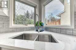 81 Gleneagles Close Cochrane