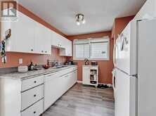 120 7 Avenue SE High River