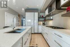 2007 1 Avenue NW Calgary