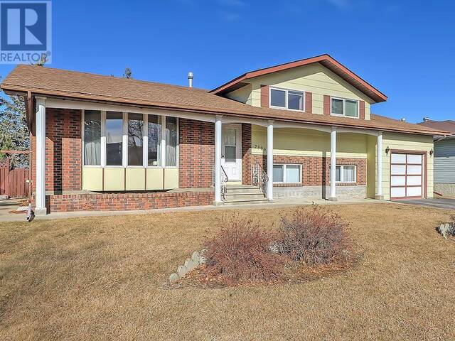 2306 15 Street Nanton Alberta