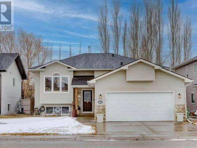 540 Highland Close Strathmore Alberta