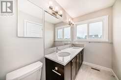 612 Baywater Manor SW Airdrie