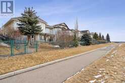 172 Gleneagles View Cochrane