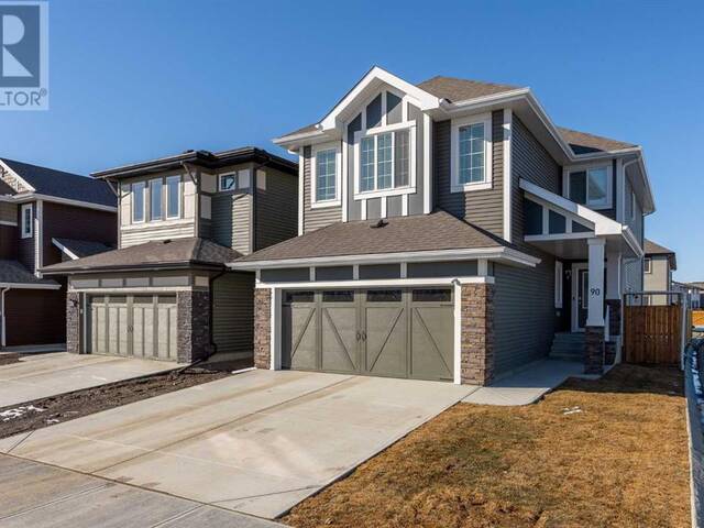 90 Saddlebred Place Cochrane