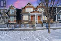 568 Auburn Bay Avenue SE Calgary