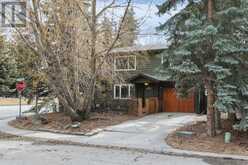 1 Pinewood Crescent Canmore