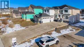 24 Cimarron Estates Gate Okotoks