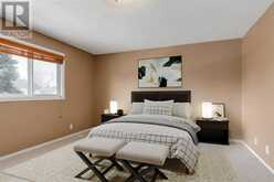 557 Queenston Gardens SE Calgary