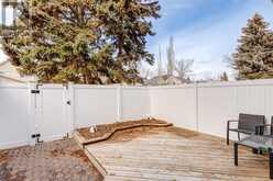 557 Queenston Gardens SE Calgary