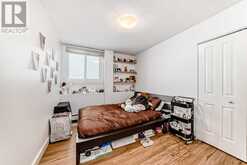 102, 2317 17A Street SW Calgary