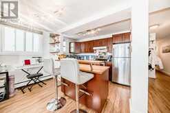 102, 2317 17A Street SW Calgary