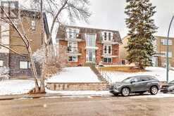 102, 2317 17A Street SW Calgary