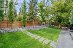 413 Crescent Boulevard SW Calgary