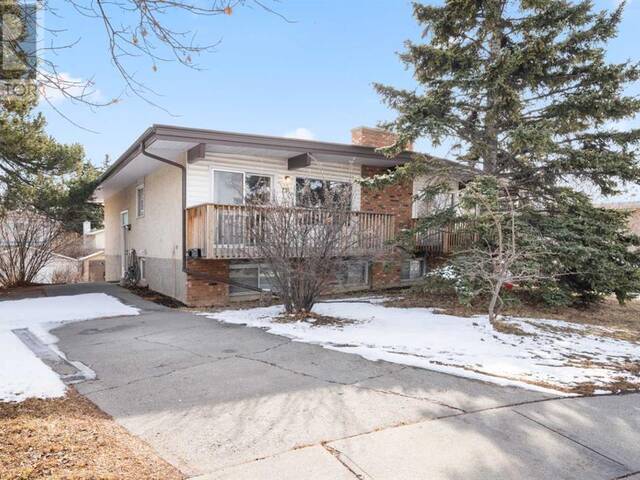 73 & 75 Dalton Bay NW Calgary