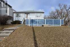 2002 32 Avenue SW Calgary