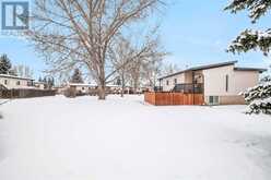 120 Oaktree Close SW Calgary