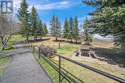 10, 220 Village Terrace SW Calgary