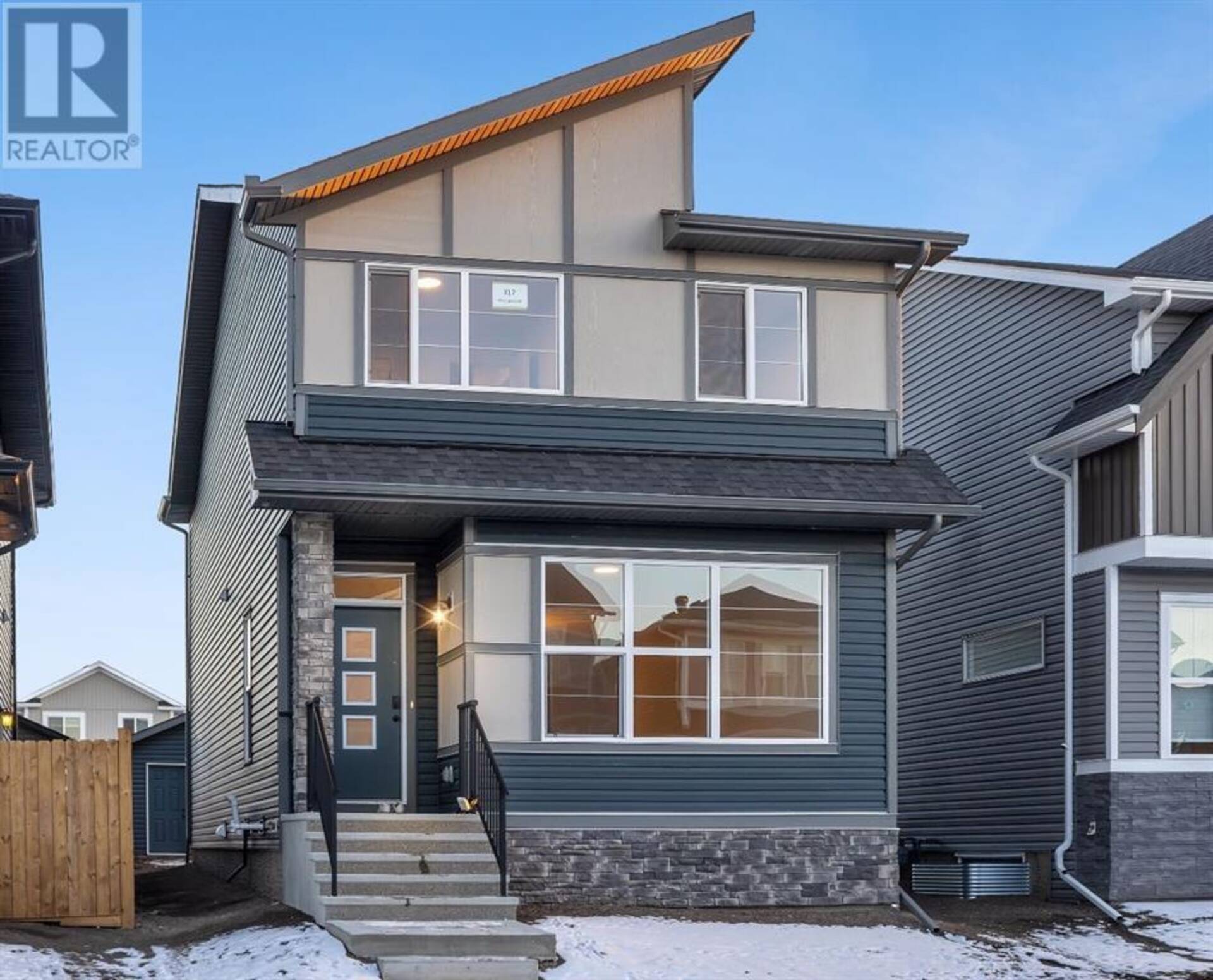 317 Midgrove Link SW Airdrie