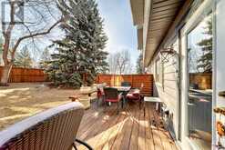 15, 64 Woodacres Crescent SW Calgary