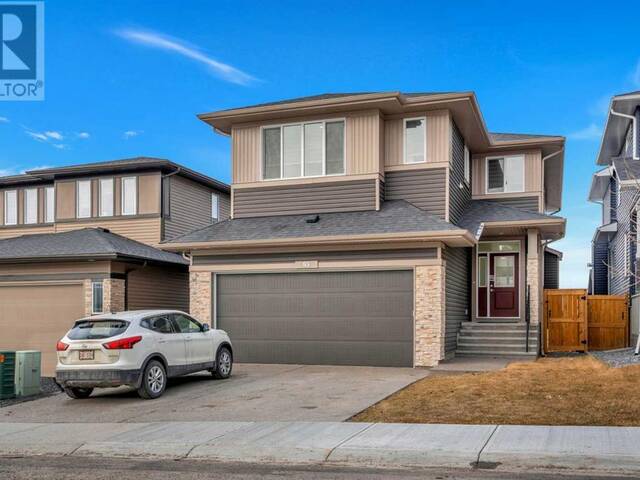 93 Crestbrook View SW Calgary