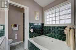 4 Evergreen Way SW Calgary