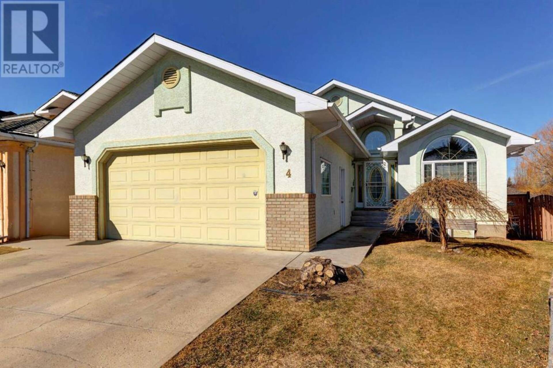 4 Evergreen Way SW Calgary