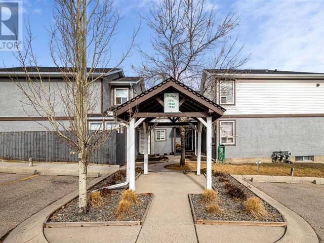 1701 Signal Hill Green SW Calgary Alberta