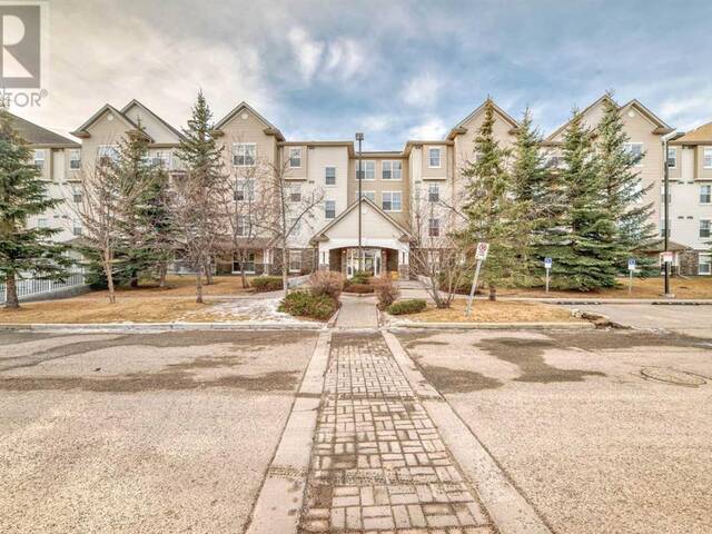 315, 2000 Applevillage Court SE Calgary