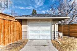 435 49 Avenue SW Calgary