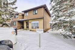 99, 2300 Oakmoor Drive SW Calgary