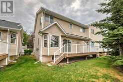 5, 567 Edmonton Trail NE Airdrie