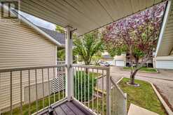 5, 567 Edmonton Trail NE Airdrie