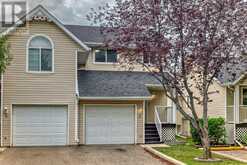 5, 567 Edmonton Trail NE Airdrie