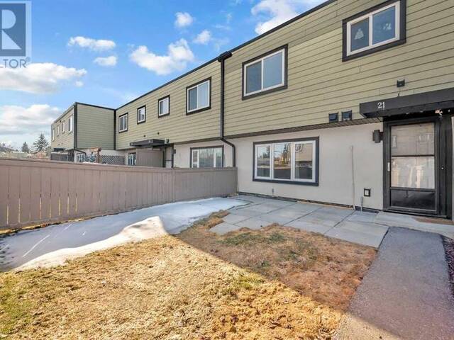 21, 3809 45 Street SW Calgary