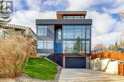 1107 15 Street NW Calgary